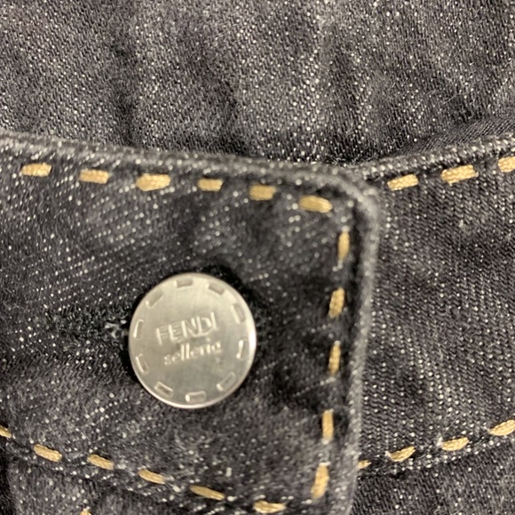Authentic FENDI jeans - Picture 2 of 12